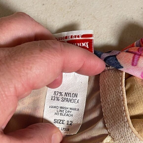 Vintage Maxine of Hollywood One Piece Tropical Resort Swimsuit 12 - Picture 8 of 9